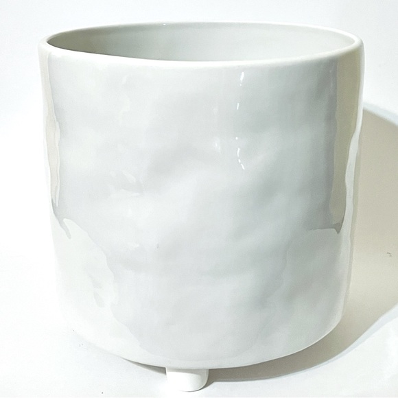 Rae Dunn Extra Large Organic Pot - Picture 2 of 3